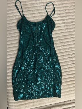 Emerald Green Lucy In The Sky Sequence Homecoming Dress Size Small